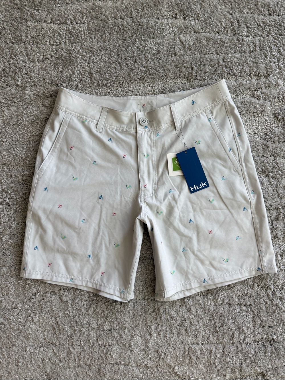 NWT Huk Men’s Size 30” Fishing Lure Shorts